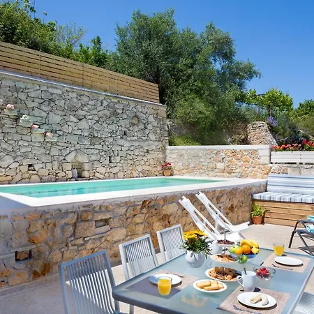 Olga's Filoxenia - Aladanos-private Pool And Heated Jacuzzi Villa *